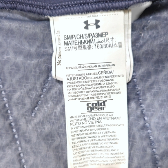 UNDER ARMOUR COLDGEAR FITTED GOLF VEST - Picture 5 of 6